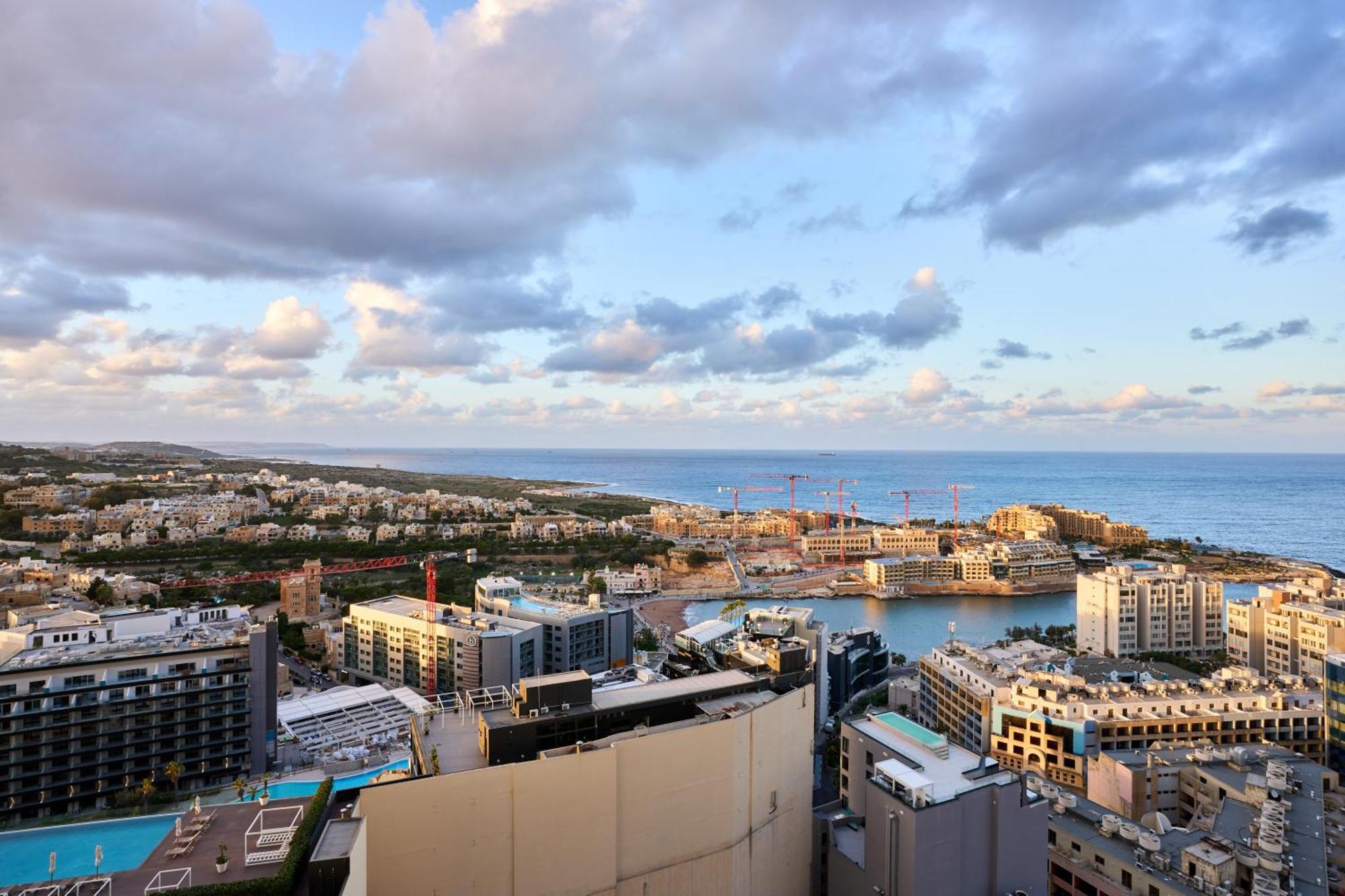 Apartment Stunning Seaview Mercury Tower - Luxurious Twin Units *
