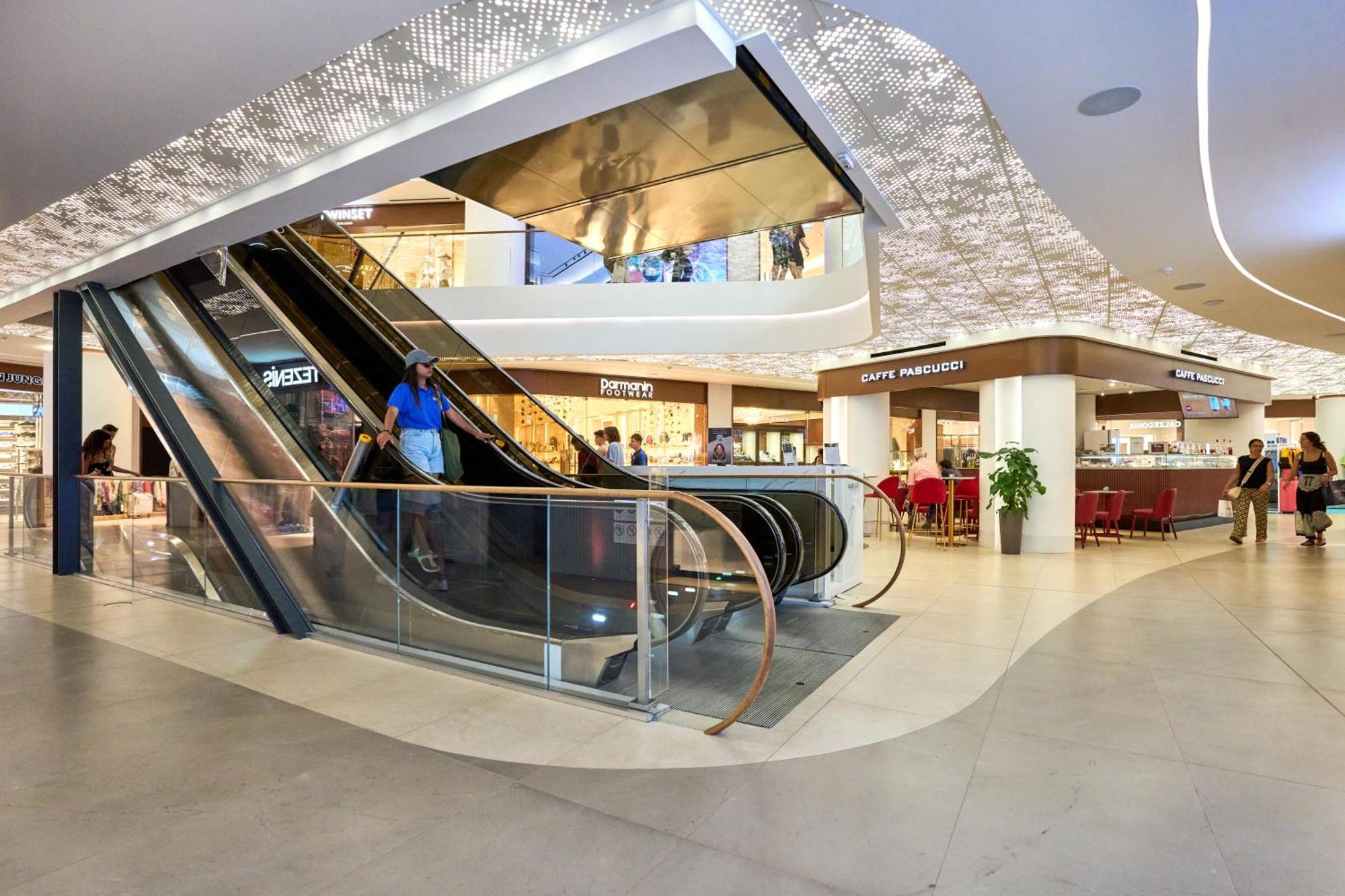 Stunning Seaview Mercury Tower - Luxurious Twin Units