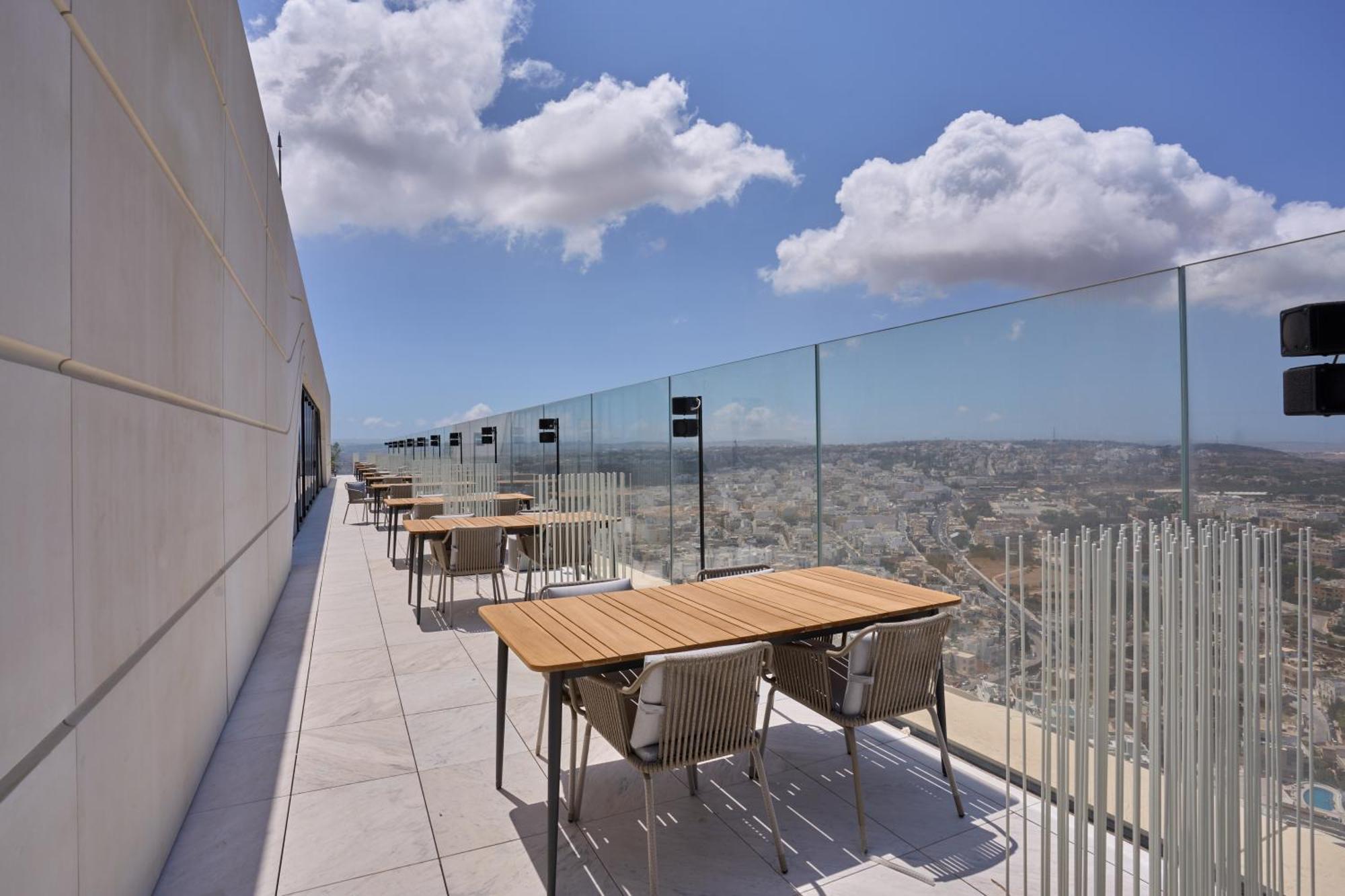 Stunning Seaview Mercury Tower - Luxurious Twin Units * Saint Julian's